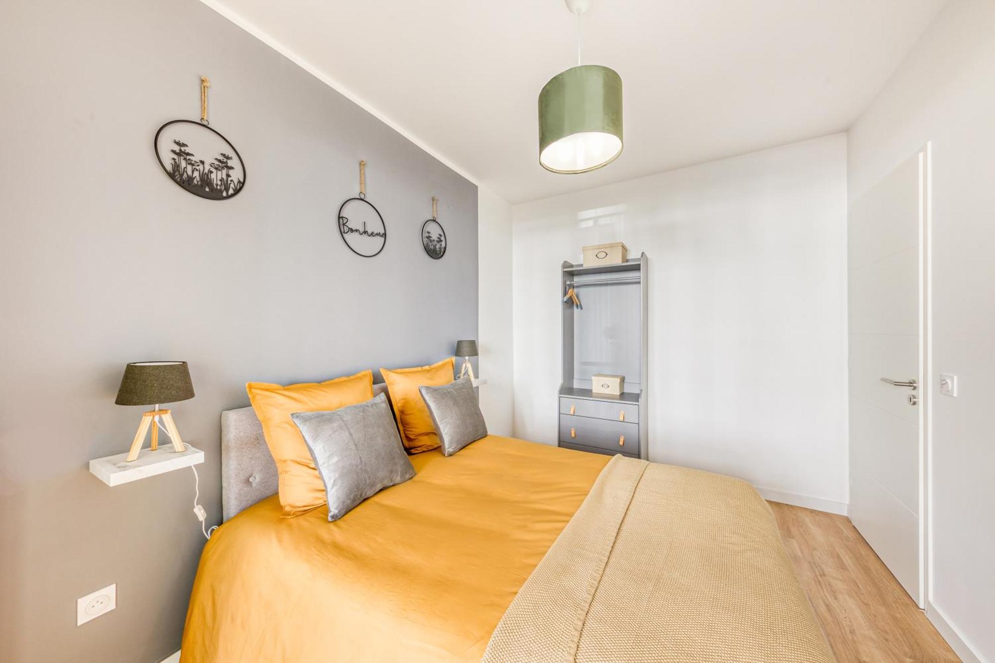 Massy Serenity - 64M2, Terrace, Balcony, Parking Kültér fotó