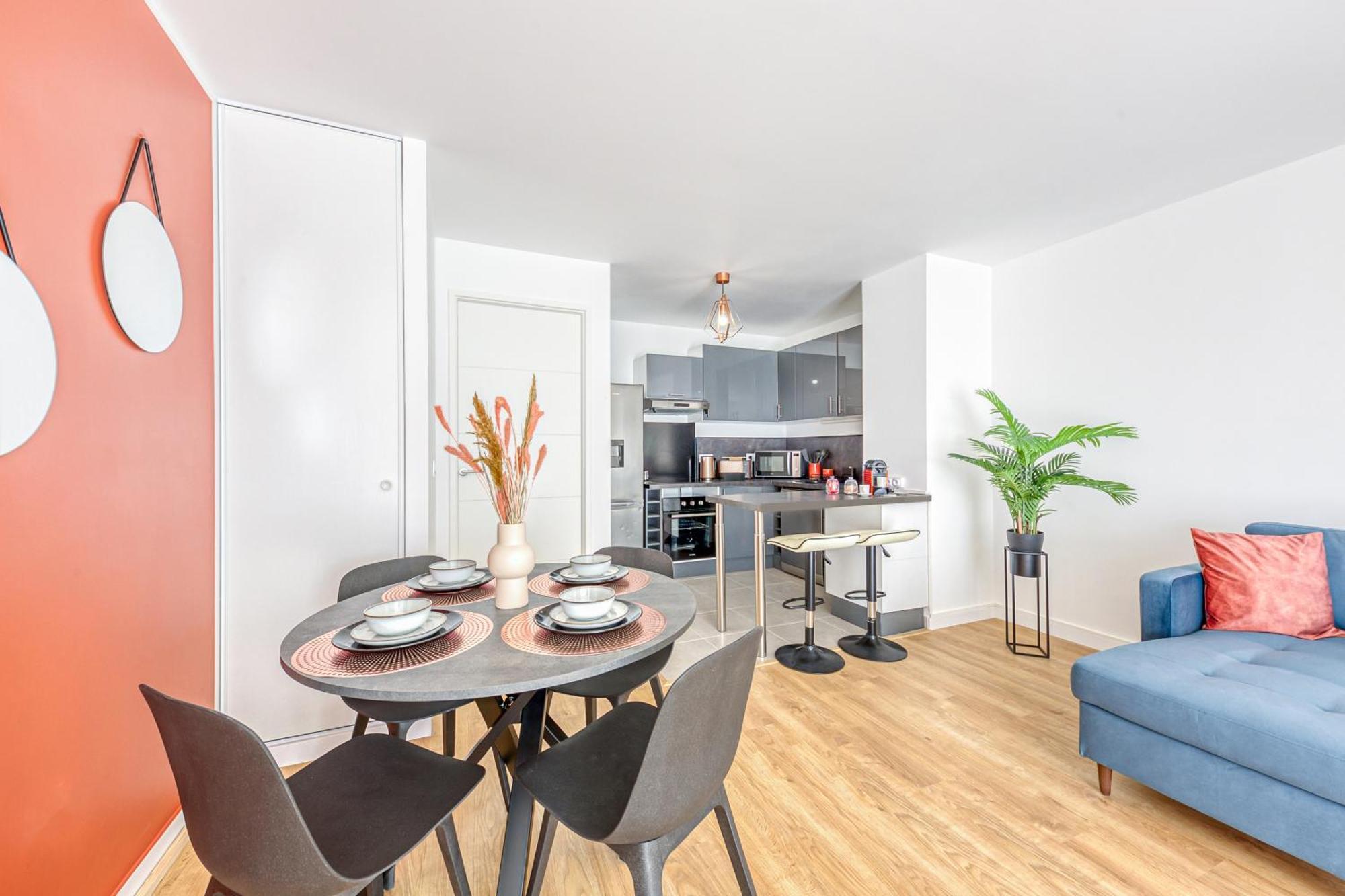 Massy Serenity - 64M2, Terrace, Balcony, Parking Kültér fotó