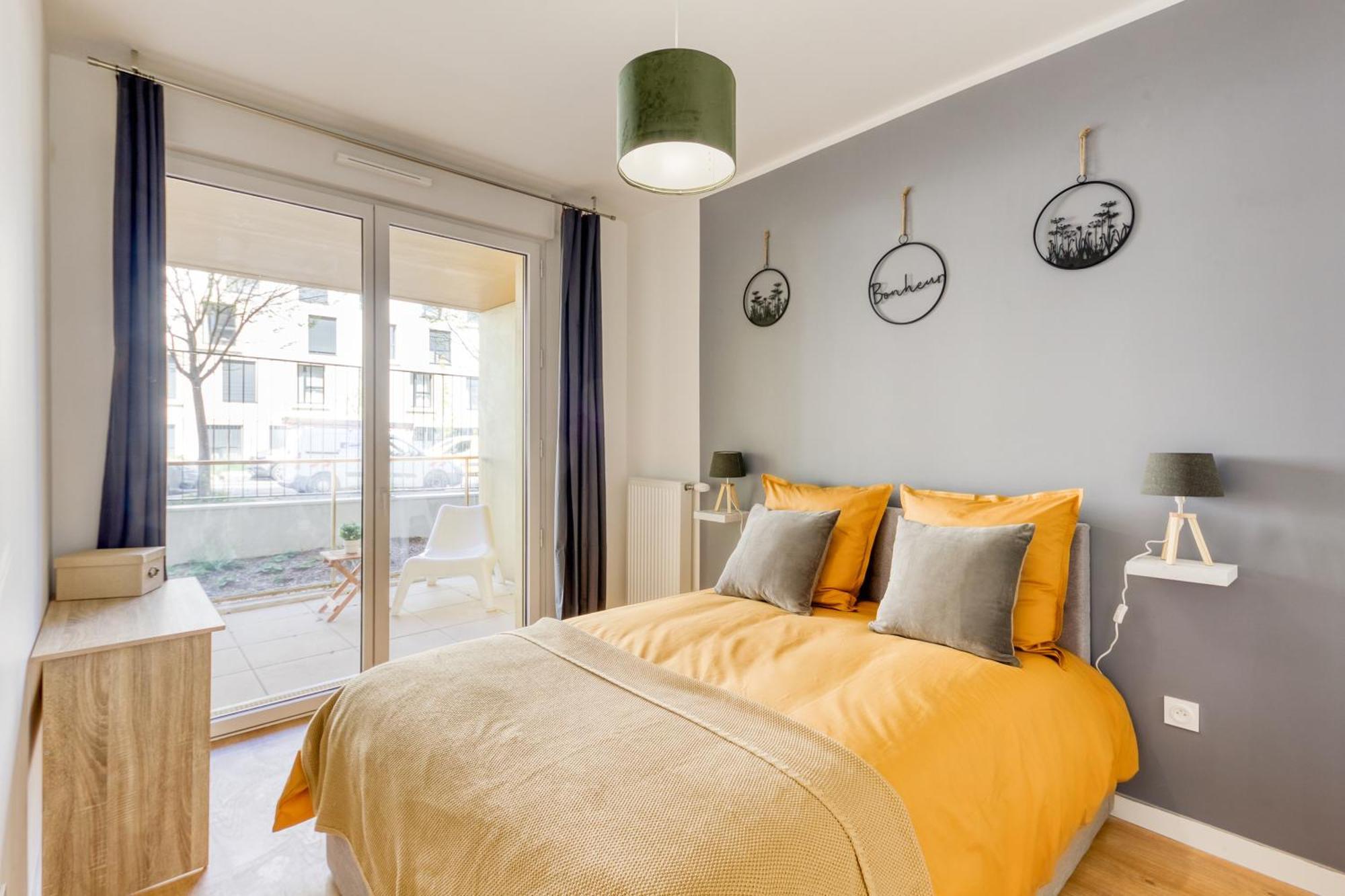 Massy Serenity - 64M2, Terrace, Balcony, Parking Kültér fotó